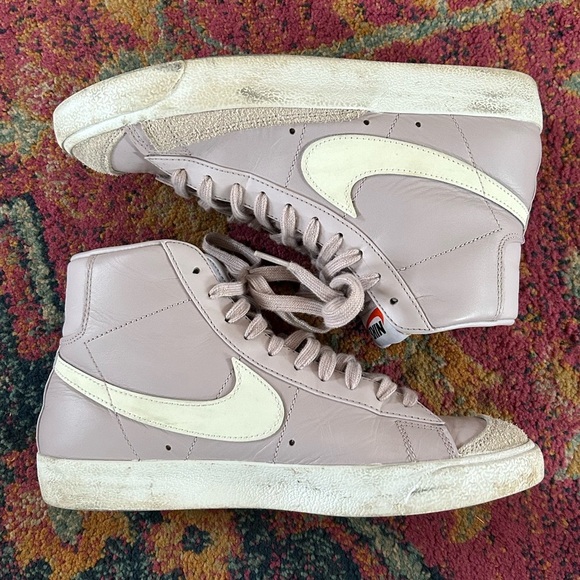 Nike | Women's ‘Mauve’ Lavender Blazer ‘77 Mid High-Top Lace Up Sneakers, size 9 - Picture 8 of 13